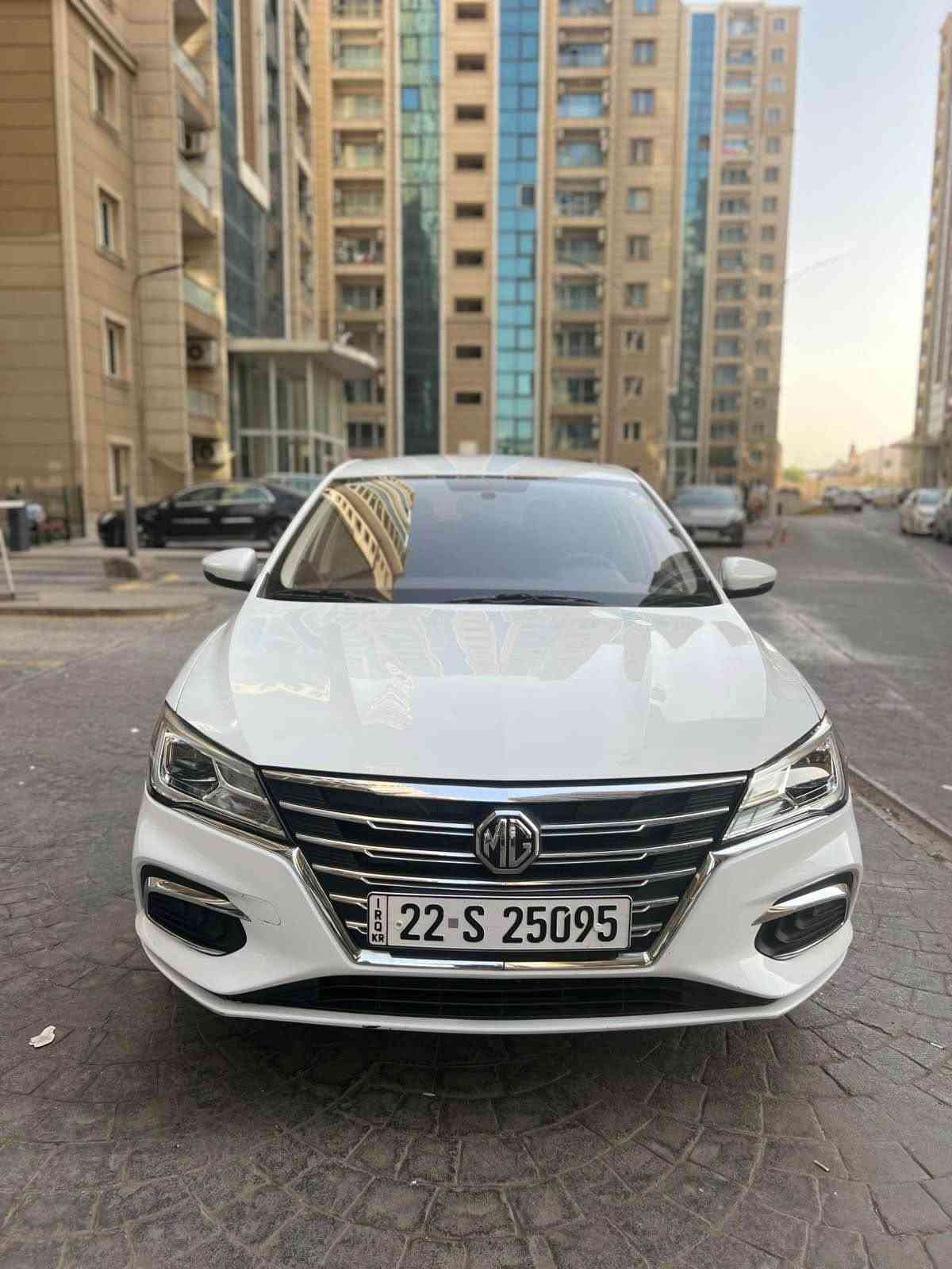 سلاو هاوريانmg 2025 گيرعادي 10 پارچه ره ش له سه رساغي لايت و به گ لايت بيلادي  10  هه زار رويه  سه ياره كه وه ك سفر وايه لايت ليد ئاوينه ئشاره ت.  له هه وليرم. سه عر ٨٤ وه ره قه و مه جال *********** أربيل, العراق
