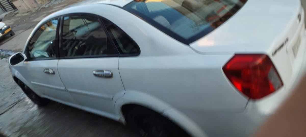 للبيع اوبتر موديل ٢٠١٠ رقم قادسيه بس تحويل بغداد مشروع وطني محرك وكير وصدر وتبريد نظيف جدا ودواخل نظيفه بس ابدون ضربه بلاديه بس الكشر مالتهه يرادله تعمير اثر طخات وشخوط بسيطه السعر ٦٥ ورقه مكان بغداد البياع تقاطع درويش للاتصال على الرقم *********** بي وات ساب
