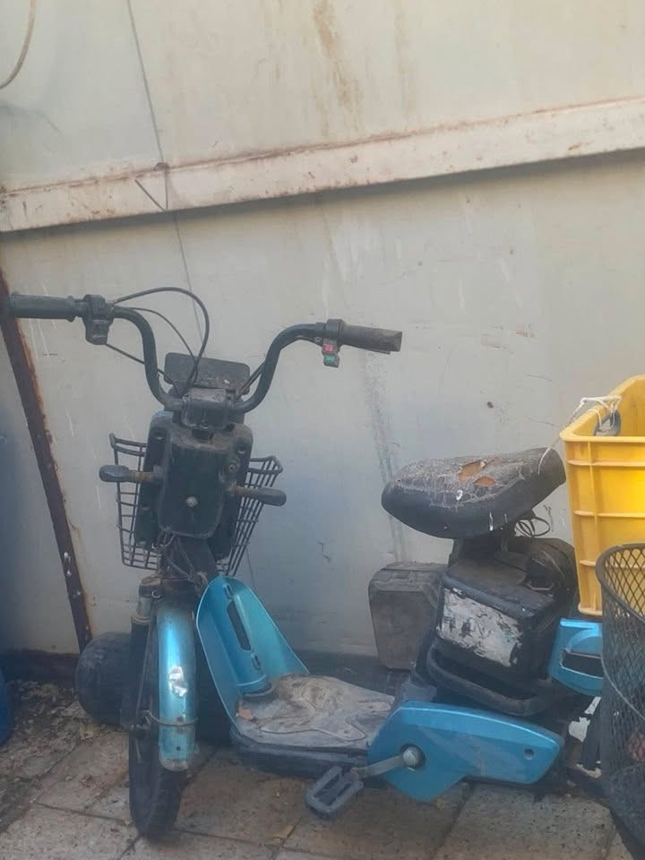 باسكل شحن للبيع بي عطل فقط البطاريات سعر البيع ١٢٠
مكانه الملحق قرب مستشفى الحسيني 

***********

فقط واتساب
