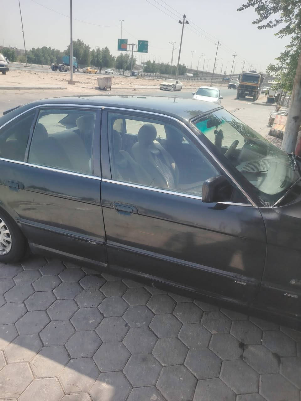 سلام عليكم بي ام مديل 90 حجم 535 مكينه مفتوح كير اوتو
محرك وكير وحداديه وكهربائيات كلها جاهزه على اخر حبايه
بسمي السياره رقم صلاح الدين انكليزي 
النجف الاشرف حي الوفاء 
***********
