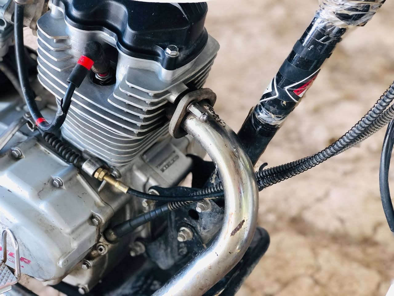 موطور 19 ما مفتوح ونضافه فول مراوس ب20ابو الدرع ولل بيع سعره 400قفل ***********
