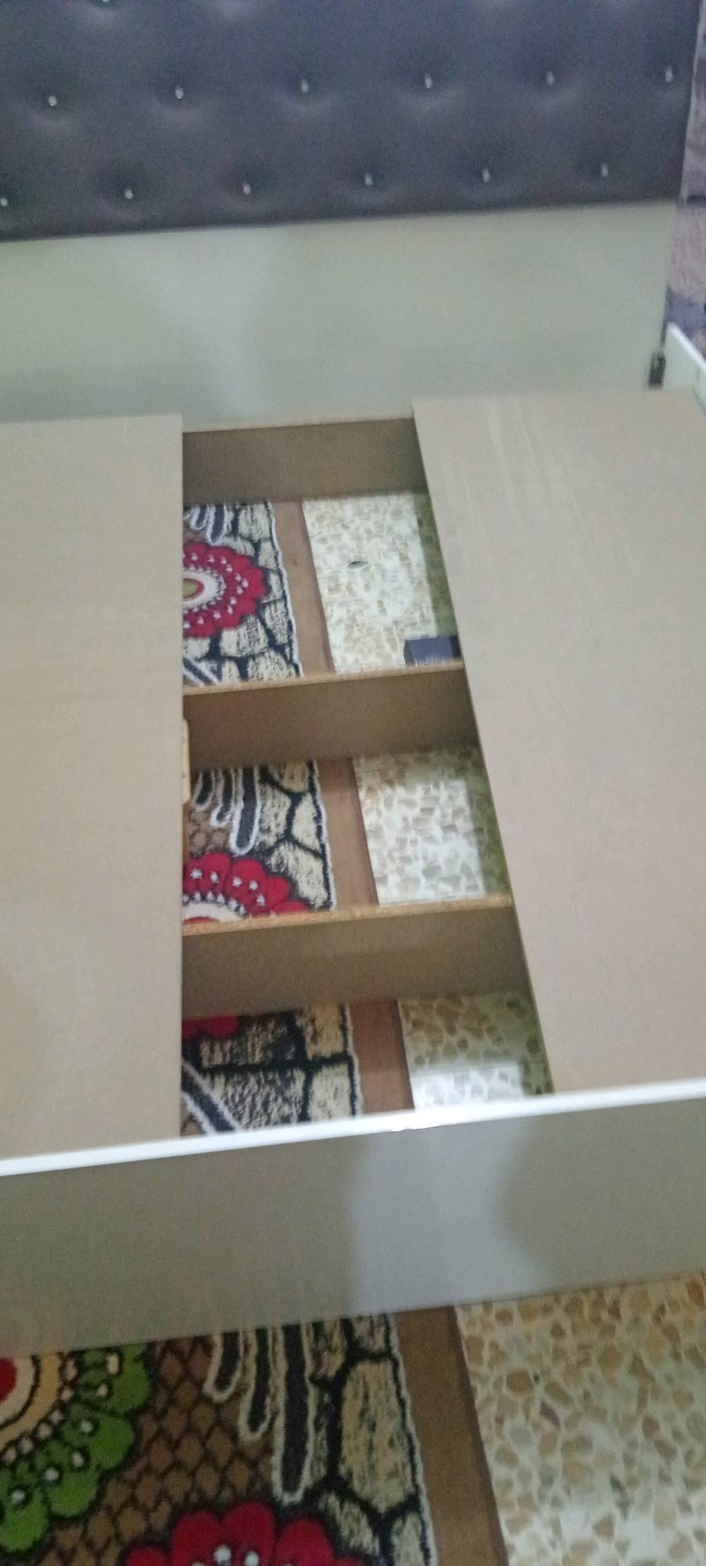 للبيع قلاية هوائية نضيفة و مامتعوبة رايدهة ب30 ألف 
جرباية نفرين تركي جديدة كلش مامستعملة رايدهة ب115 و بيهة مجال
و بايسكل بطة حجم 26 نضيف بس متروك رايدة ب60 الف 
للاتصال على هاذا الرقم ((***********))