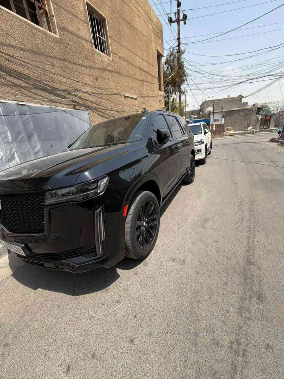 ✨ فرصة مميزة لاقتناء كاديلاك إسكاليد 2021 ✨

إذا كنت تبحث عن الفخامة، الأداء، والنظافة... فهذا الخيار يستحق اهتمامك.

🚘 Cadillac Escalade 2021
▪️ فل أوبشن
▪️ ممشى: 77,000 كم
▪️ مكفولة
▪️ مغلفة بالكامل PPF للمحافظة على الطلاء
▪️ بحالة ممتازة جدًا، جاهزة للاستخدام مباشرة

💵 المطلوب: 62,000 دولار
التفاوض بالمعقول بعد المعاينة.

📍 الموقع: بغداد – البنوك

📞 للتواصل: ***********

السيارة على الطبيعة أجمل من الصور... والله يبارك لصاحب النصيب. بغداد, العراق
