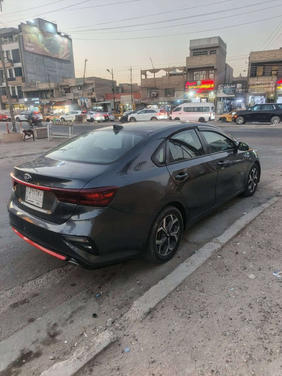 السعر ٩٣ اخوان
السلام عليكم اخوان عندي فورتي ١٩ للبيع رقم بغداد شرط التحويل مكينه ٢٠٠٠ دووش كير AT 
( كير + مكينه + تبريد ثلج) مكفولات 
صدر امامي خلفي حلو 
مواصفاتها ( شاشه + كامره دواره + داخل اسود + ٣ انظمه قياده ايكو ونورمال وسبورت + تحكم ستيرن + رادار + مانع انزلاق وبقيه المواصفات المعروفه) 

اخوان السياره بيها كم قطعه مبدله السونار موضح كدامكم ( شواصي + لغود + حوض) مكفولات 
السياره مابيها ضربه قويه طخات بسيطه ومبدلينهن 
السعر ٩٣ مكاني بغداد الكرخ ابو غريب 
للاستفسار *********** او ***********
