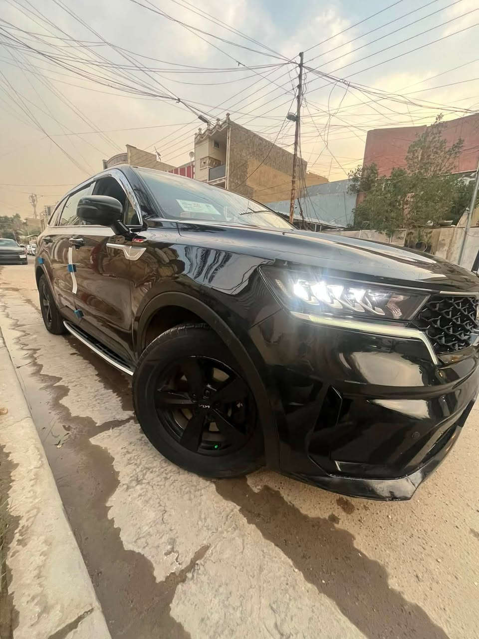 سلام عليكم
كيا سورينتو 2023 للبيع 
وارد امريكي بيه قطعتين باقي سياره كفاله 
سياره لون اسود رقم سليمانيه باسمي 
سياره ماشيه 70 
مكان سياره بغداد 
سعر 205
للتواصل 
***********
