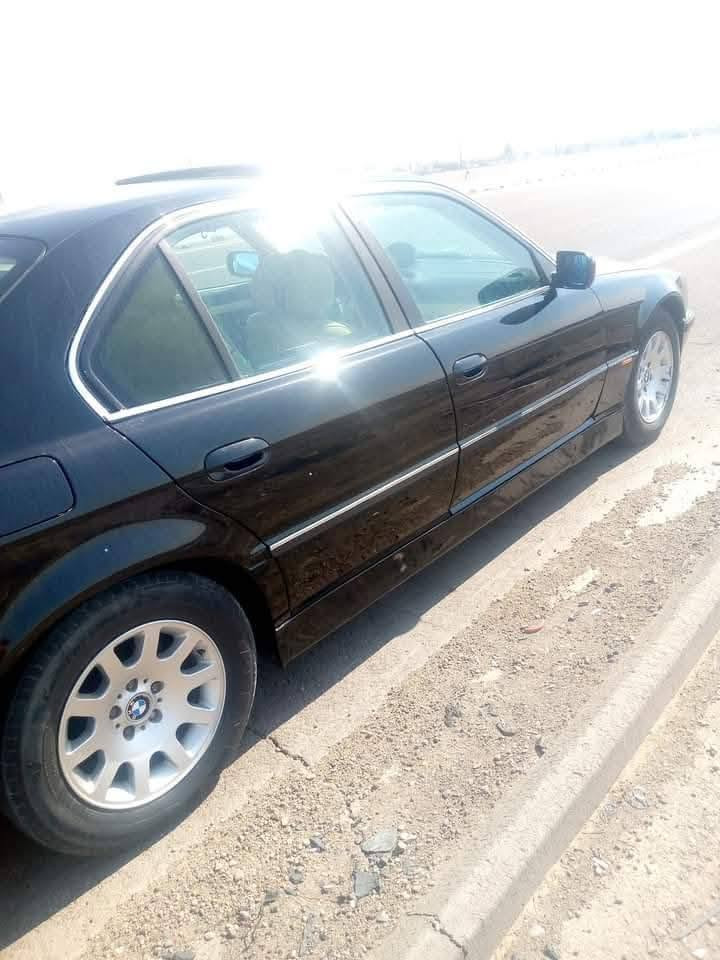 السلام عليكم خفاش للبيع حجم744 موديل 97محدث2001محرك 8سلندر فول مواصفات مرايات غلاب كشن كهرباء شاشه كامره تحكم ستيرن محرك تبريد كير كفاله رقم سليمانيه بسمي معروضه 80وبيه مجال للشراي تفاصيل الاتصال ***********
