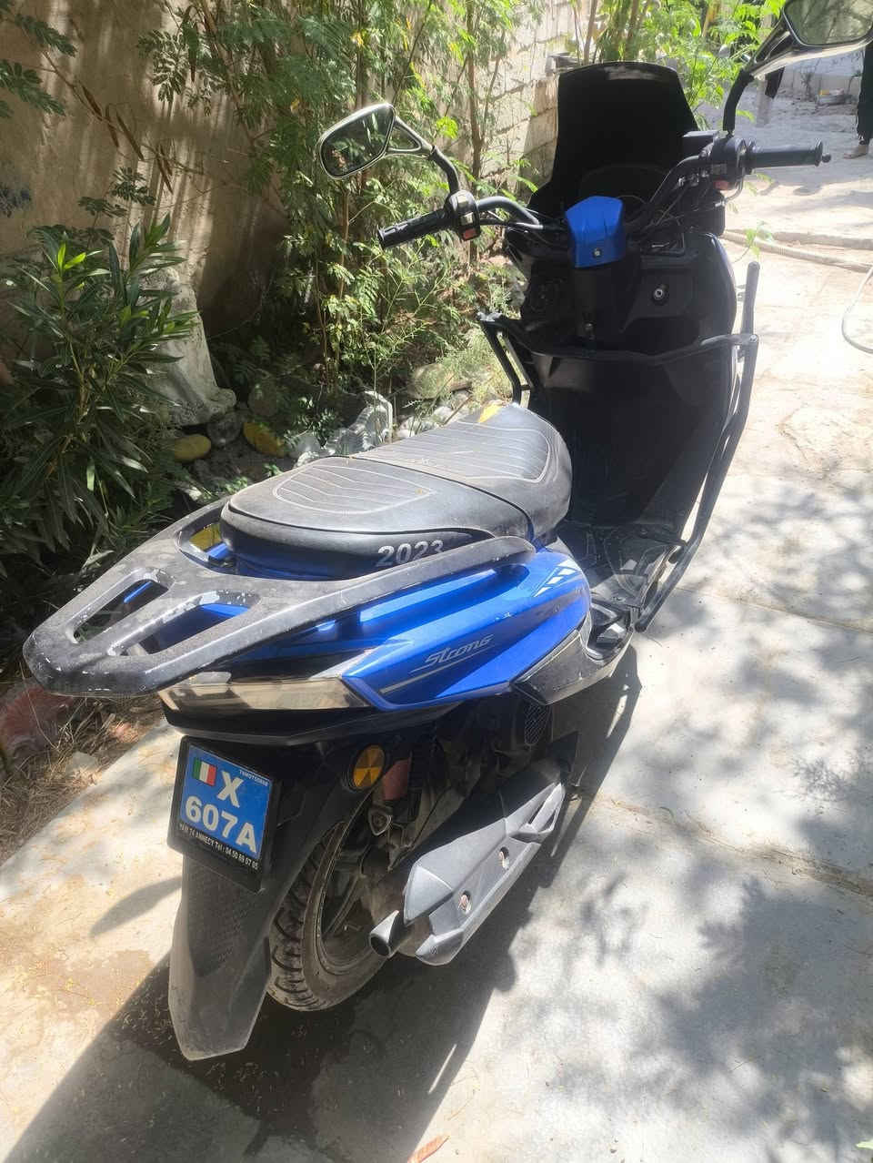 كوست سترونك ٢٣ للبيع نضيف ب٤٥٠ وبي مجال بسيط الشراي يجي خاص او يتصل عالرقم ***********
