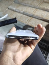 فيفو ٢٩ • ذاكرة ٢٥٦ • كاميرا مخلله