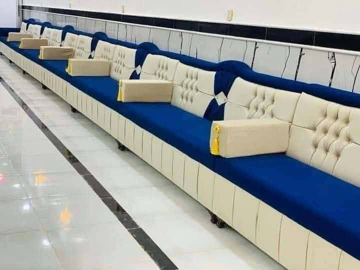 ديوان • ١١مقعد • ٧م