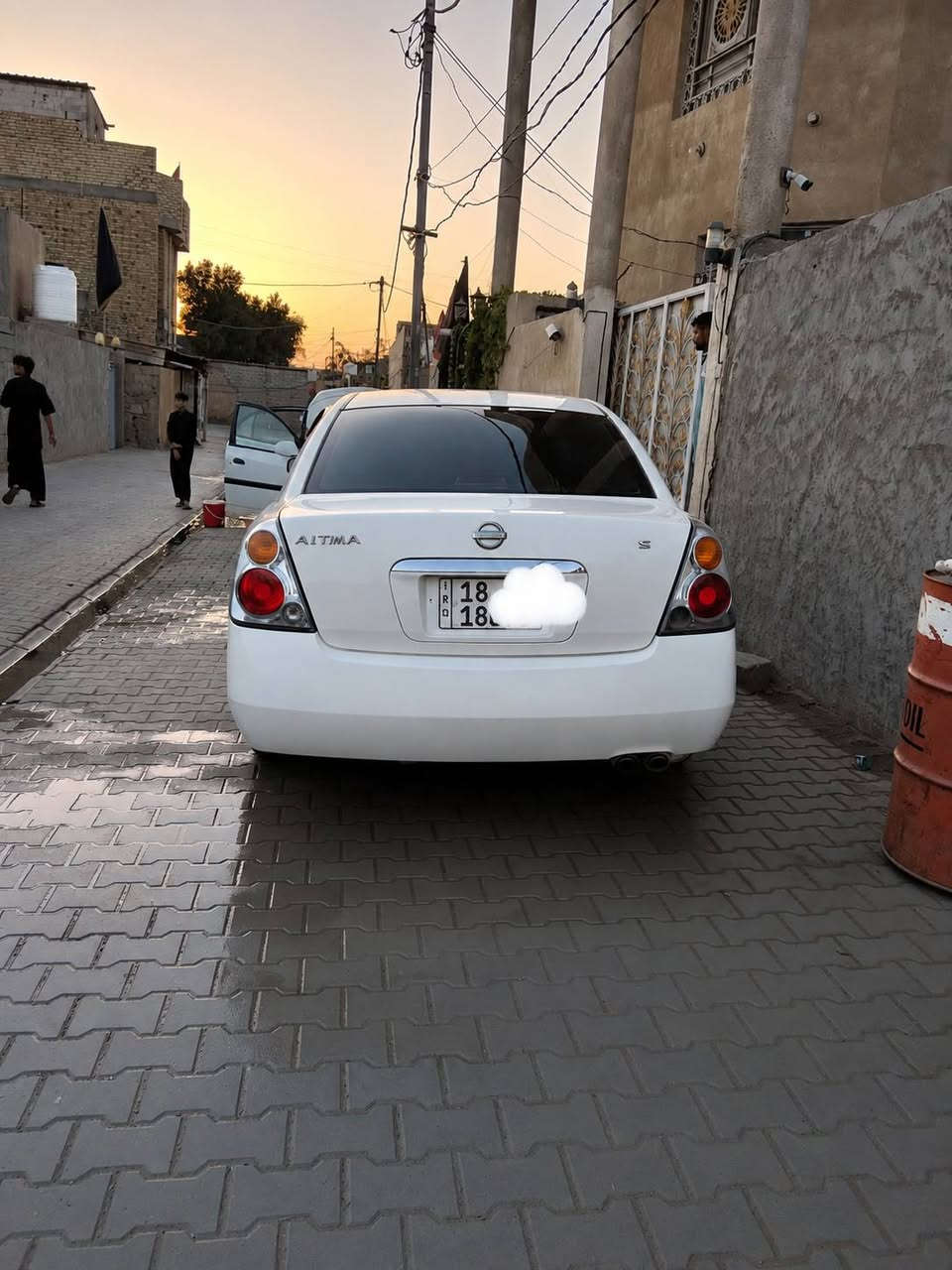 نيسان التما 
جاهزة من كلشي منظومة تبريد جديدة كير محرك 
2006
مكاني نجف
66وبيها مجال ***********
سنتر لوك
شاشه
تخم تاير
دينمو جديد
باتري جديد
كهربايات جاهزه
السياره كامله من كلشي على اخر حبايه
السنويه بعدها ماساقطه تريد مداوار تريد وكاله
ارقام انكليزي
