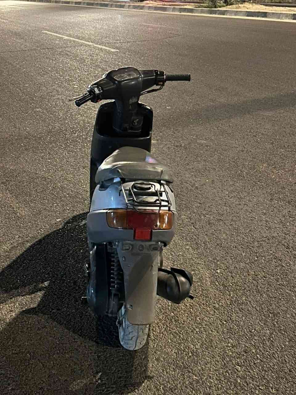 سلام عليكم
للبيع بوتين دبل سكليتر 
مكينه معمره مره واحد شرط
ماطور طبه 
شرط فوك 60 
مكلف بل نشر 330 بي مجال 
*********** وتساب فقطط
