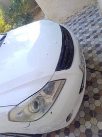 ٢٠١٤ • ١٣٠ ألف • بدون صبغ