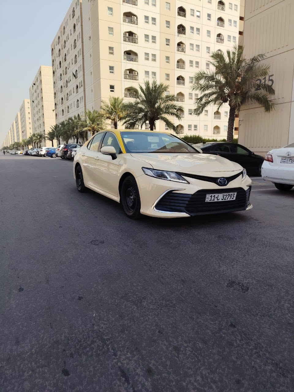 سلام عليكم كامري موديل 22 السياره جديده اي نقص ما بيها رقم الهاتف ***********السعر170
