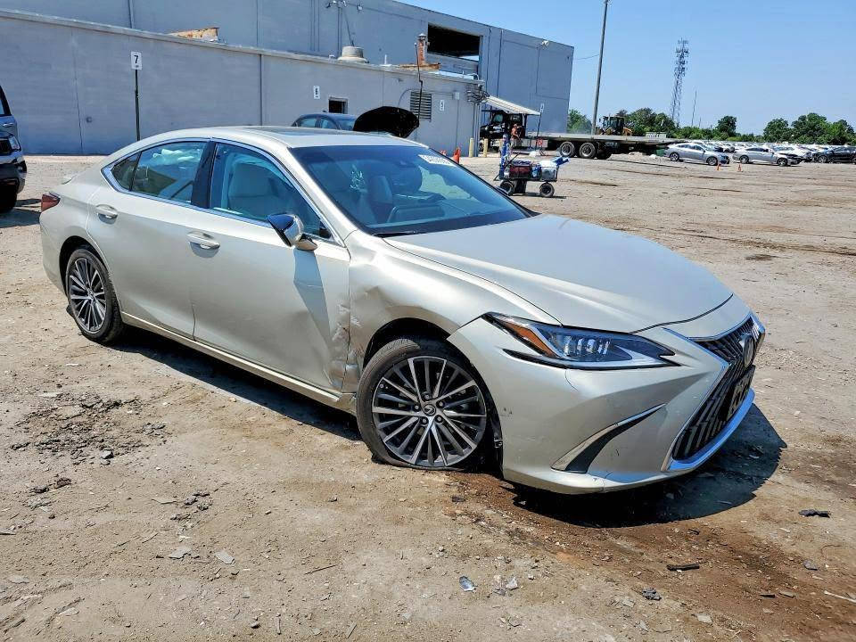 2025 LEXUS ES 300H BASE
سياره هايبرد 2.5     4 سلندر
سعر 310 بدون تصليح 
ماشي الف ميل
رقم شاصي  58ADA1C10SU074950
بدون رقم تترقم شيمالي
مكان السياره  دهوك
للأسفسار الرجاء اتصال او مراسلة الواتس اب
*********** أربيل, العراق
