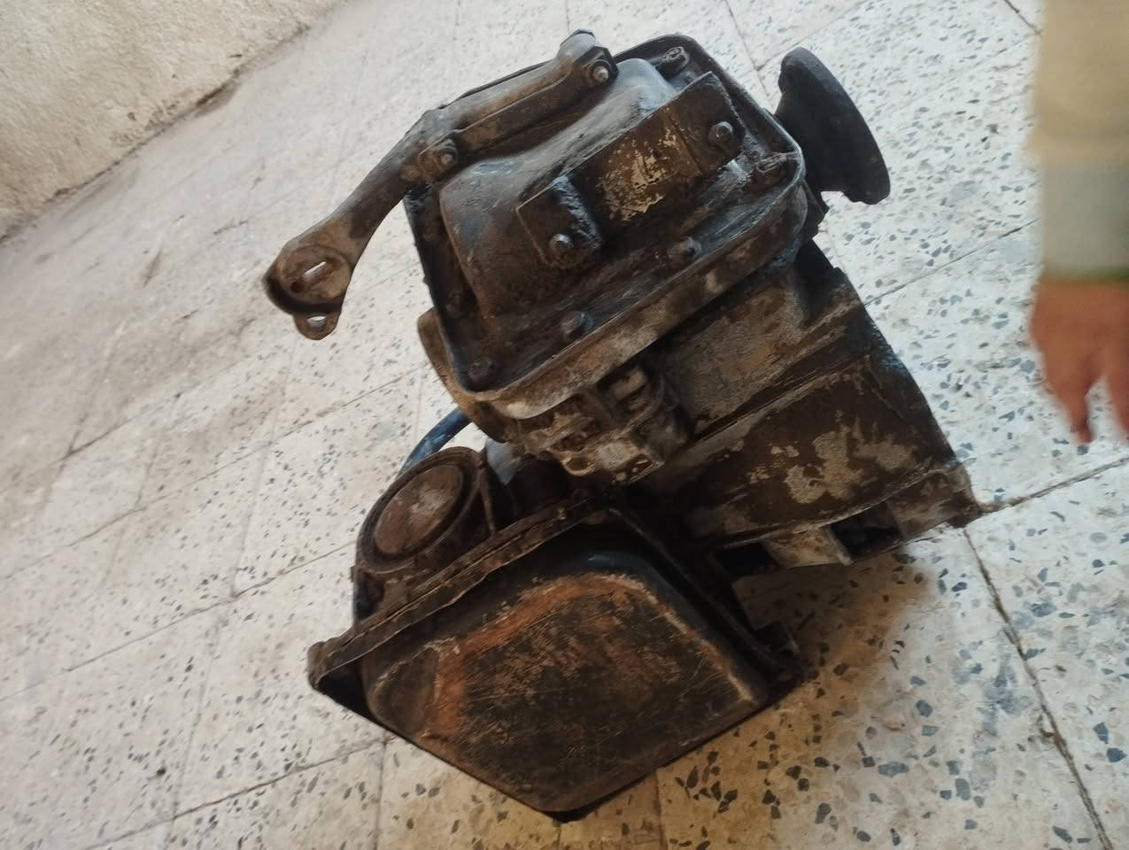 من رخصة مدير الكروب
متوفر للبيع مكينه 1800 بيها كازكيت واعتقد رنكات المهم تبخر ..وكير اوتوماتيك يشتغل بس البك بي سألت على الخلل كالو يجفت يرجع طبيعي مسنن يتبدل ويرجع طبيعي .مكانهن واسط قضاء الزبيديه .. للاستفسار الاتصال ***********
