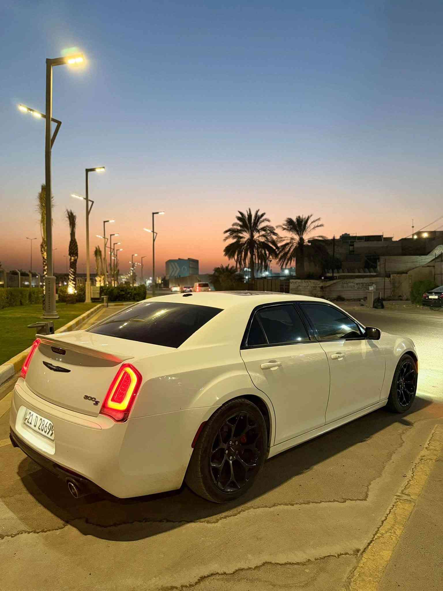اوباما C300 S للبيع موديل 2016 كلين 

للبيع اوباما S موديل 2016 كلين بدون قطرة صبغ 

ماشية 123 الف مايل رقم سليمانية باج تضليل 
دعامية عريضة سستم صوت boss 
محورة منظومة غاز حكومية 60 لتر وجاهزة للاخير 
بيها مكانين بارد فقط غيرها مكفولة كير ومكينة 

سعرها 250 ورقة وبيها مجال شي بسيط جداً
مكاني بغداد الغزالية /***********
