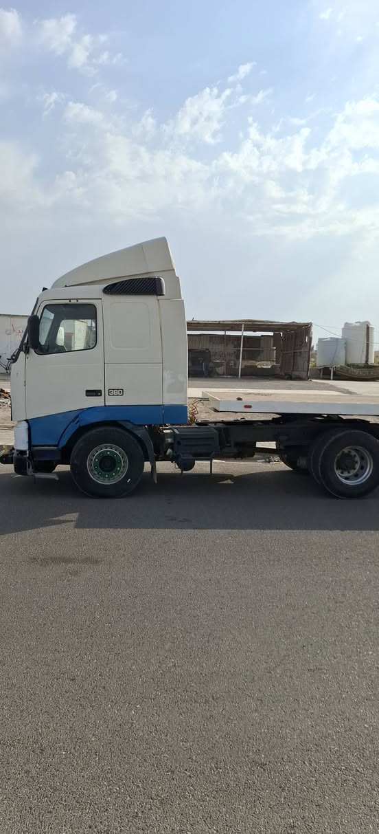 فولفو ٩٦ • محرك ٣٨٠ • تايرات نص عمر