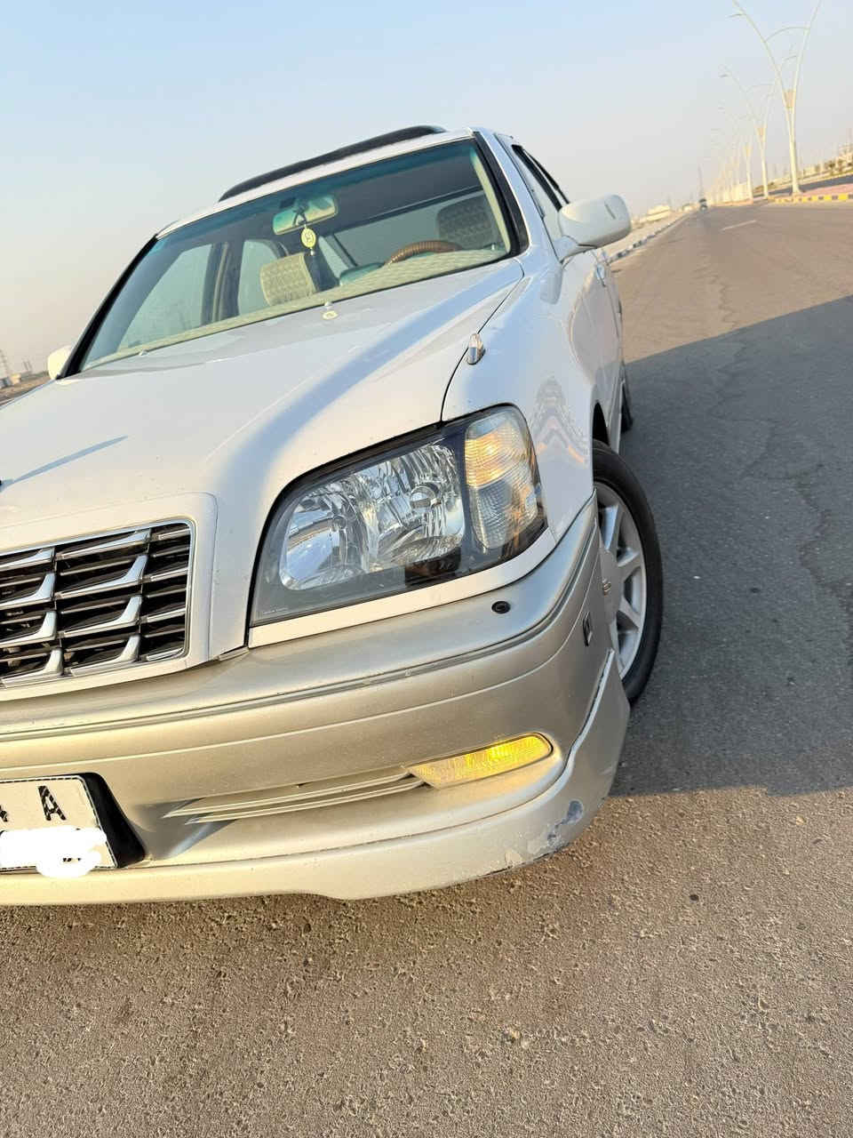 يالله السلام عليكم ملكه (جنون) موديل 2003   مكفوله من كصه و نقل جثه ورسميات بيه صبق قليل  أصوليات رقم بصره  بسمي شخصين تحويل ثاني يوم السنويه لل 2030  كير مكينه حداديه خير من الله موصفاته 3دكم كرستال برده خلفيه تبريد ثلج تخم تاير امامي خلفي كله جديد سياره مانقصه شي  السعر 117 وبيه مجال   العنون البصره ابي الخصيب للاستفسار  الرقم ***********
