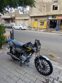 للعرض • ايذ تبيع