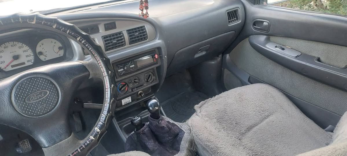فۆرت ڕەنجەر  2005مزایده  هەموگانی بەشەرت  گێڕ مەکینە گاز ئەکسل دەبڵ ئەکسڵ کارەبای  توندوتۆڵی هەموشتی مزبوتە هیچ لێدرانی نیە پشتو پێش کەپسە  55گەڵاو محاملەیەکی کەم ***********گۆڕینەوەش دەکەم أربيل, العراق
