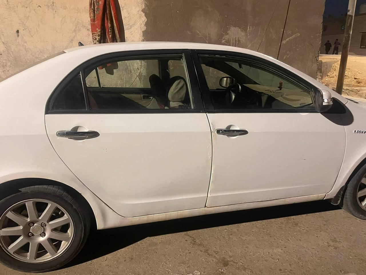 ‏سيارة جيدي موديل 13 مكينة مال كوريلا حزام صبغ ***********￼ البصرة قرمت علي
