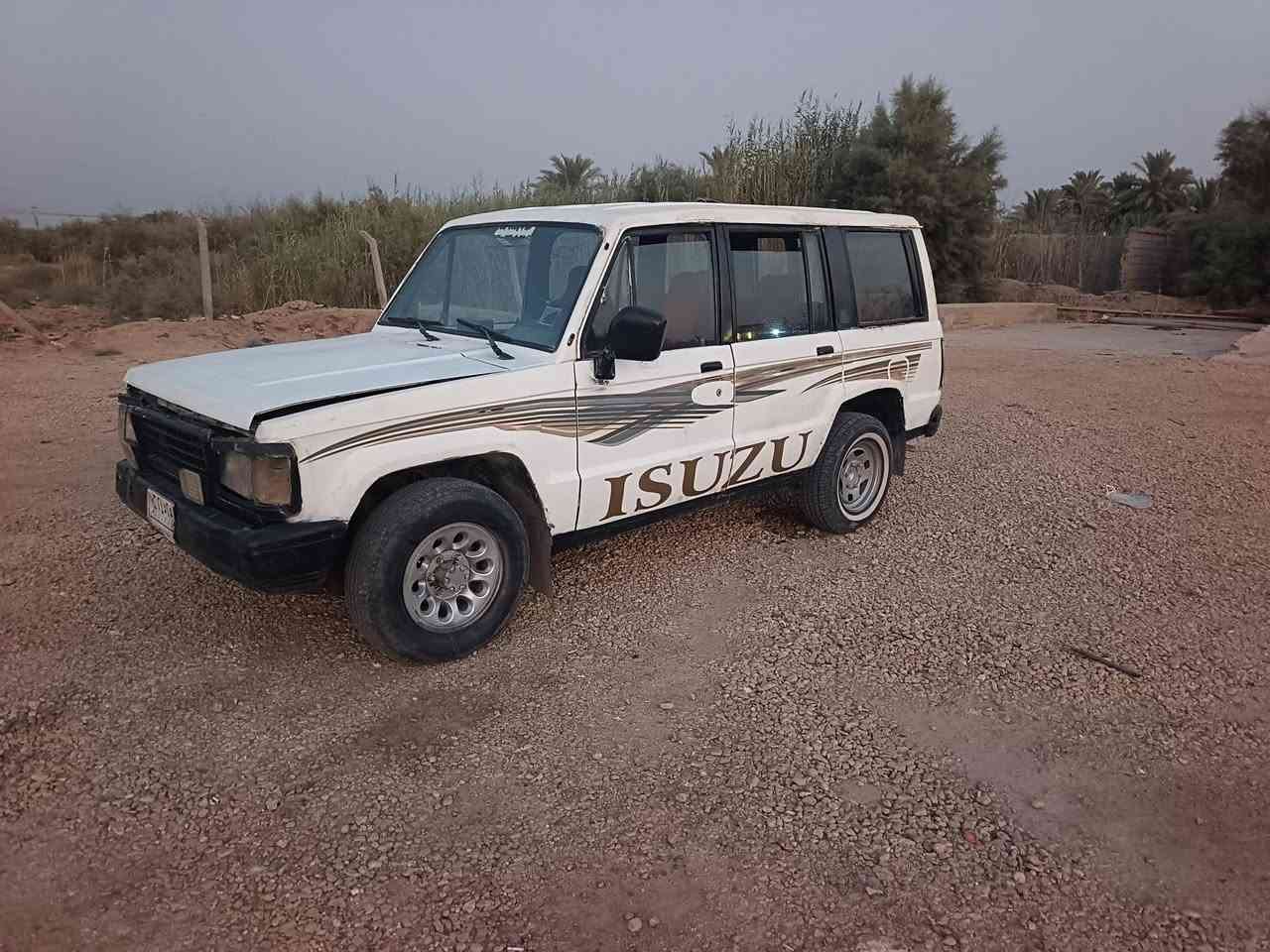 ازوزه موديل ٨٨ رقم نجف سنويه لل
٢٧ مكينه بلادي ٤ كير عادي جاهزه
مكينه كير حداديه تخم تاير جدد
السعر ٢٢ مكان السياره الدوانيه
اي استفسار ***********

