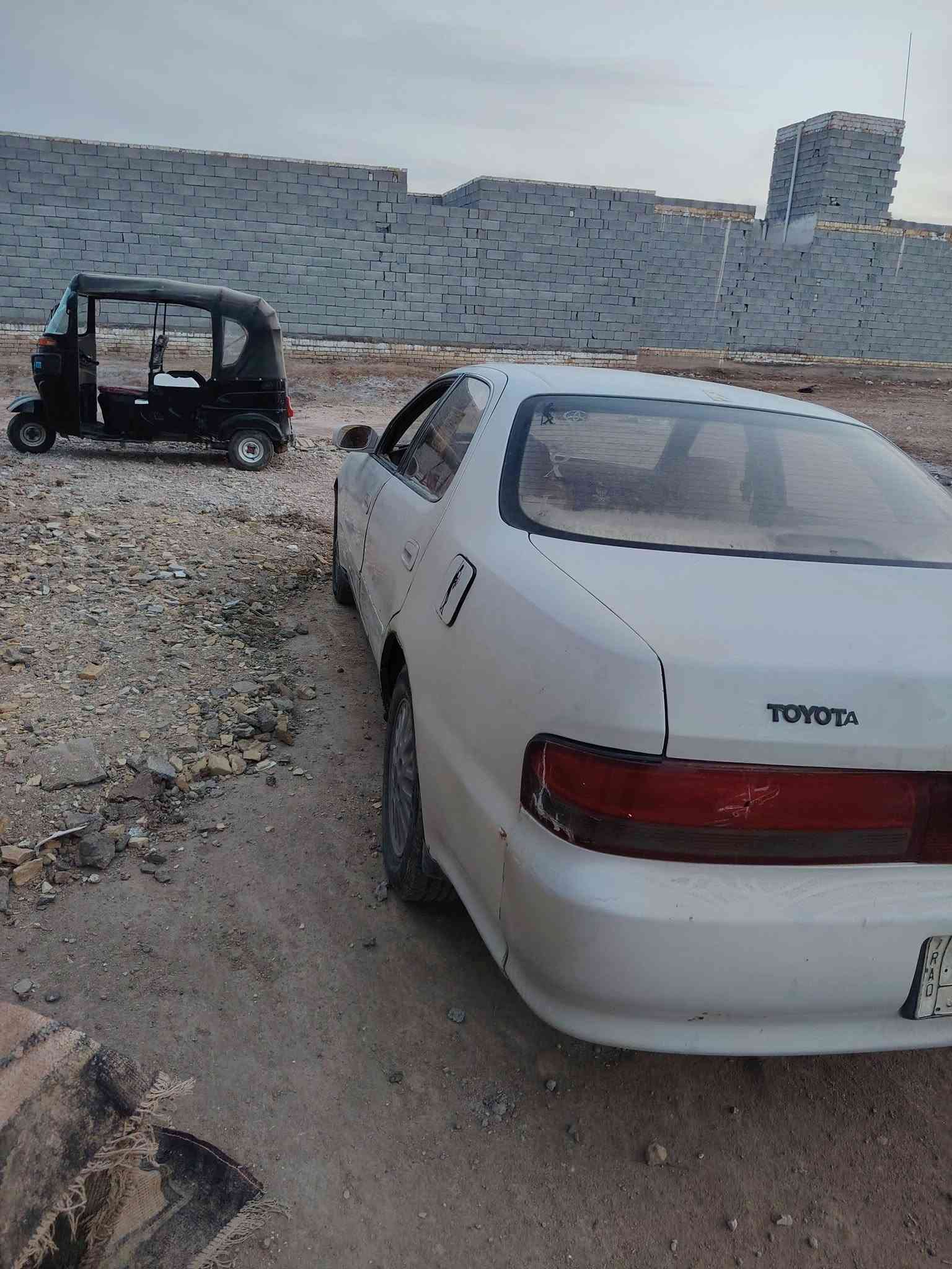 سلام عليكم كرسته مكفولة بسمي سعر ٤٥ مكينه وكير توني شاده ٢٥ سياره مكفولة من العيب شرعي حدايه حلوه دواخل حلوه مكاني قلعة سكر ***********
