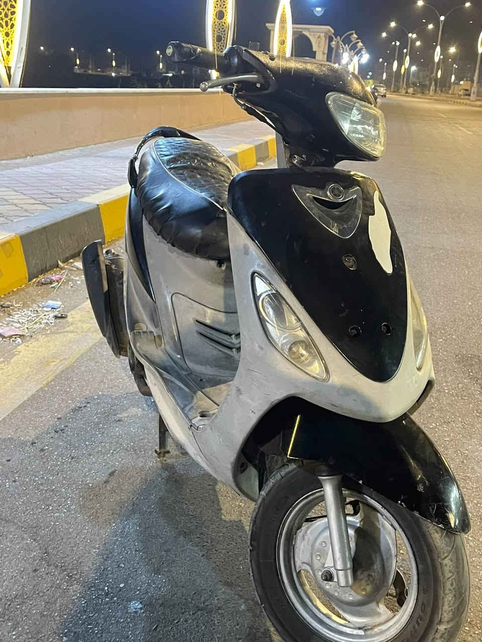 السلام عليكم ماكس منغولي ما مفتوحه نضيفه دراجه ومعدل وسعره سعره 550 بيه مجال رقم الهاتف *********** بس وتساب مكانه الناصريه

