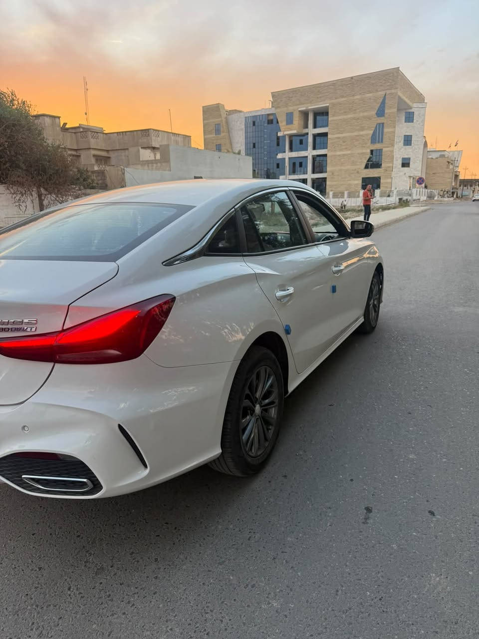 ام جي 5GT • ٢٠٢٥ • 5 كامرات