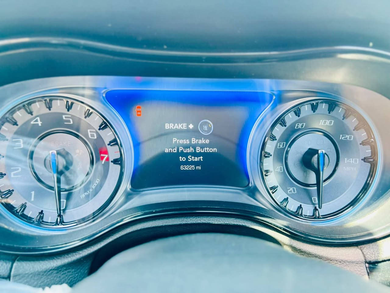 سلام عليكم 

*للبيع كرايسلر C300 S اوباما موديل 2023 🔥👑*

سيارة فول مواصفات ونظافة تخبل

سيارة كندية  

*المواصفات العامة: 
- الموديل: 2023 فئة S
- الممشى: 63 ميل 
- المحرك: 3.6 لتر 6 سلندر 
- الكير: اوتوماتيك 8 سرعات + شفتات ستيرن
- اللون: ابيض - داخل اسود ملكي
- الحالة: مكفولة كفالة عامة من الصبغ والضربة  والتبديل - بدون اي ملاحظة

*المواصفات الكاملة فئة S:*
- فتحة سقف بانوراما
- بصمة تشغيل + تشغيل عن بعد
- ويل S اسود رياضي بلادي قياس 20
- لايت زنون + LED نهاري + كشافات ضباب
- شاشة كبيرة لمس + كاميرا خلفية + حساسات
- كراسي جلد اسود + تدفئة + كهرباء
- تحكم ستيرن كامل + مثبت سرعة
- تبريد شاشة دجتل قطعتين ثلج 
- السيارة بعدها بنايلون الشركة من الداخل

السيارة مكفولة فحص بالسونار والكمبيوتر  وين مال تاخذها، سيارة جديدة بمعنى الكلمة

*مكان _ ذي قار 

*الاستفسار  ***********
