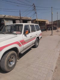 لاندكروزر • ١٩٨٥ • اوتوماتيك