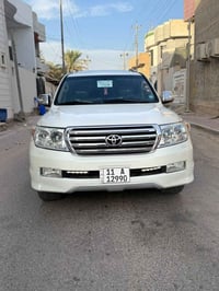 لاندكروز بريم • ٢٠١١ • كربلاء