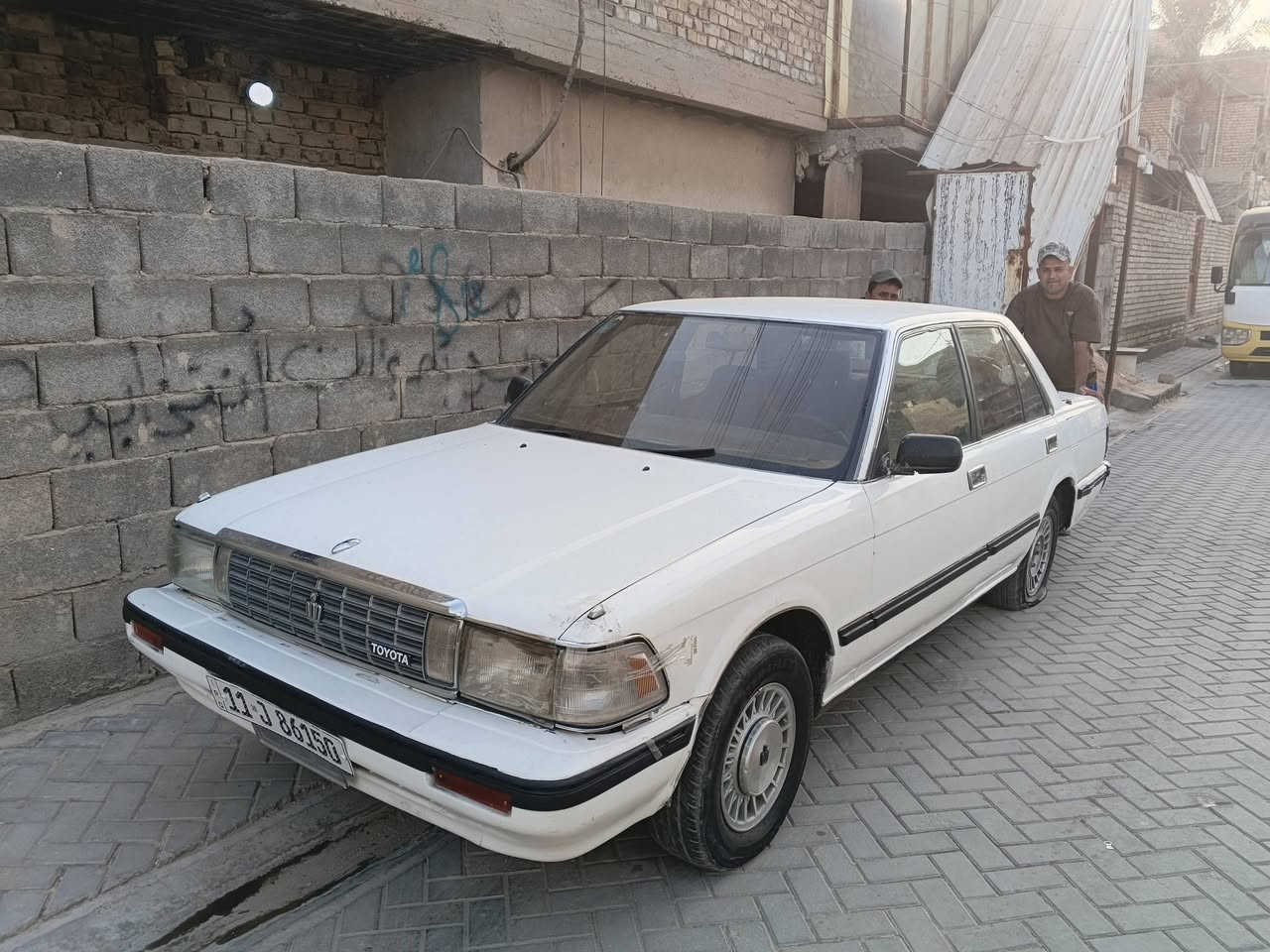 السلام وعليكم سيدان مديل 88  رقم بغداد دولي تحويل ثاني يوم  صدر امامي جديد لاستيك قماره جديد تبريد شغال سعرها 38وبيها مجال مكان سياره بغداد ***********
