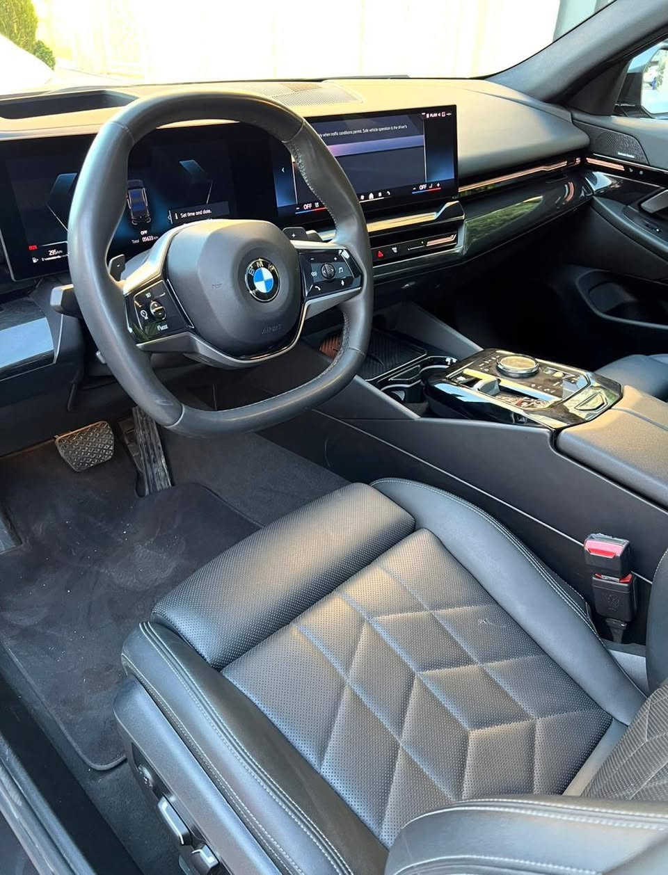 Bmw 530i 2024 Xdrive 
9000 mile royshtya
kit m
5 camera datasho
Ar(ناظور ليلي)
Harman kardon
Carplay - android auto
Sukan heater
Kushn heater
Snduq shap
Wheel 740i
4 parchay haya bezhure airbag bas shan
2 jey kchka pdr
No nrx tell bka
***********

بي ام دبليو ٥٣٠اي ٢٠٢٤ اكس درايف 
 ماشية9000مايل
بدي M
٥ كامرات -داتاشو
ناظور ليلي
سماعات هارمن كاردون
كاربلي - اندرويد اوتو
ستيرن هيتر
كشنات هيتر
سندوق ينفتح مع رجل
ويل ٧٤٠
بيها أربع قطع صبغ 
مكانينpdrصغيرجداً

لسعر اتصل
 *********** أربيل, العراق
