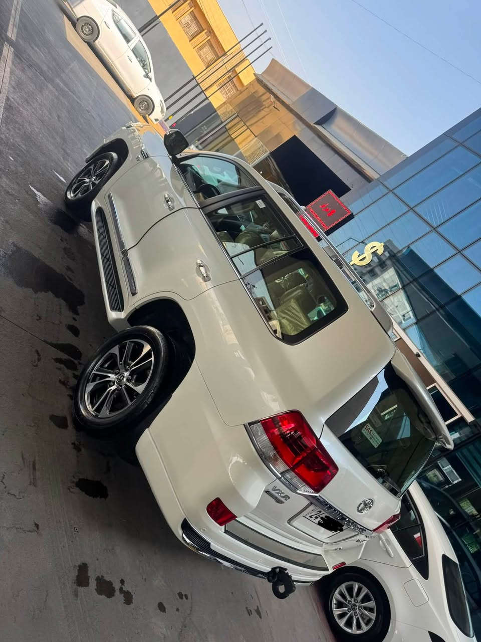 تويوتا لاند كروزر ٢٠٢٠ VXR  فول مواسفات جكات باب شفت  كيج ديجيتال تشغيل عن بعد سيارة كفالة عامة من كل شي كشن سايق سكن كهربائي ماشي ١٥٠ الف حقيقي سيرفس مالو كل هم بل شريكة ساس  v8/5.7
مكان سيارة اربيل 
***********
***********
