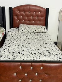 غراض للبيع 07750631293      التخم ب٤٠٠ الچرباية ٦٠ الميز ٦٥