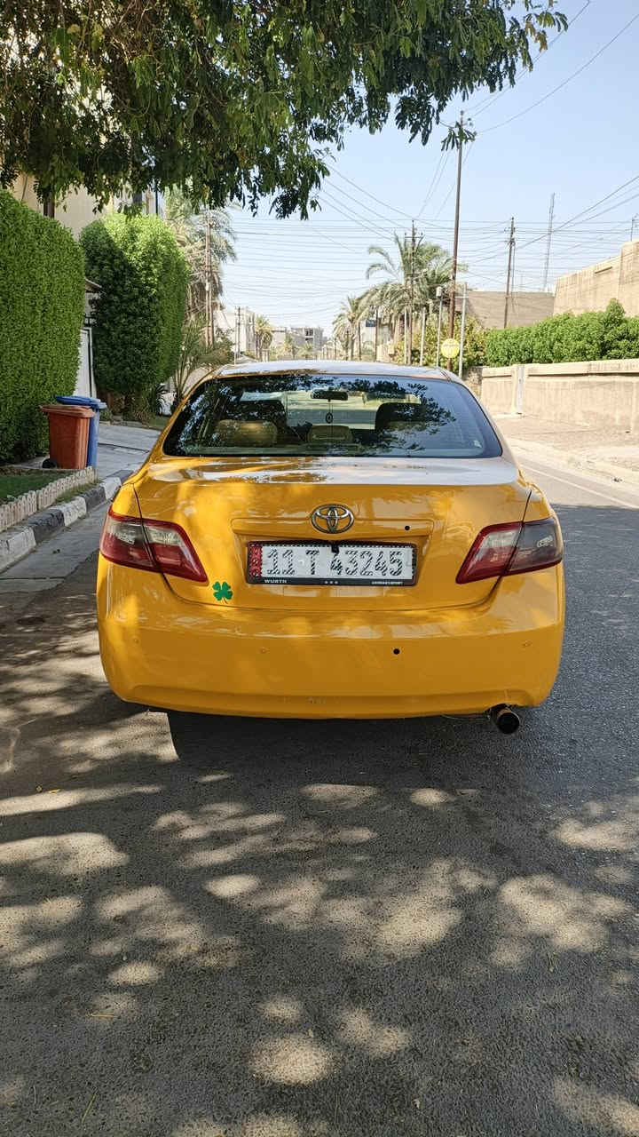السلام عليكم ...
للبيع كامري موديل 2007  وارد امريكي 
محرك 2400 
كير ومحرك جدد 
تبريد ثلج 
صدر امامي خلفي جديد 
تخم تاير وتخم ويل جديد 
5 ويل
كشن كهرباء
تحكم ستيرن 
كروز سرعه
شاشه كامره 
لايت زينون 
سستم صوت 
دوشمه كامله جديد 

حادث بنيد بدون دواخل 

رقم بغداد دولي باسمي سنويه وهزه جديد 
هيئة مصفره 
السعر 70  وبي مجال ان شاءالله 
مكان السيارة بغداد حي الجامعه
‏‪***********‬‏
