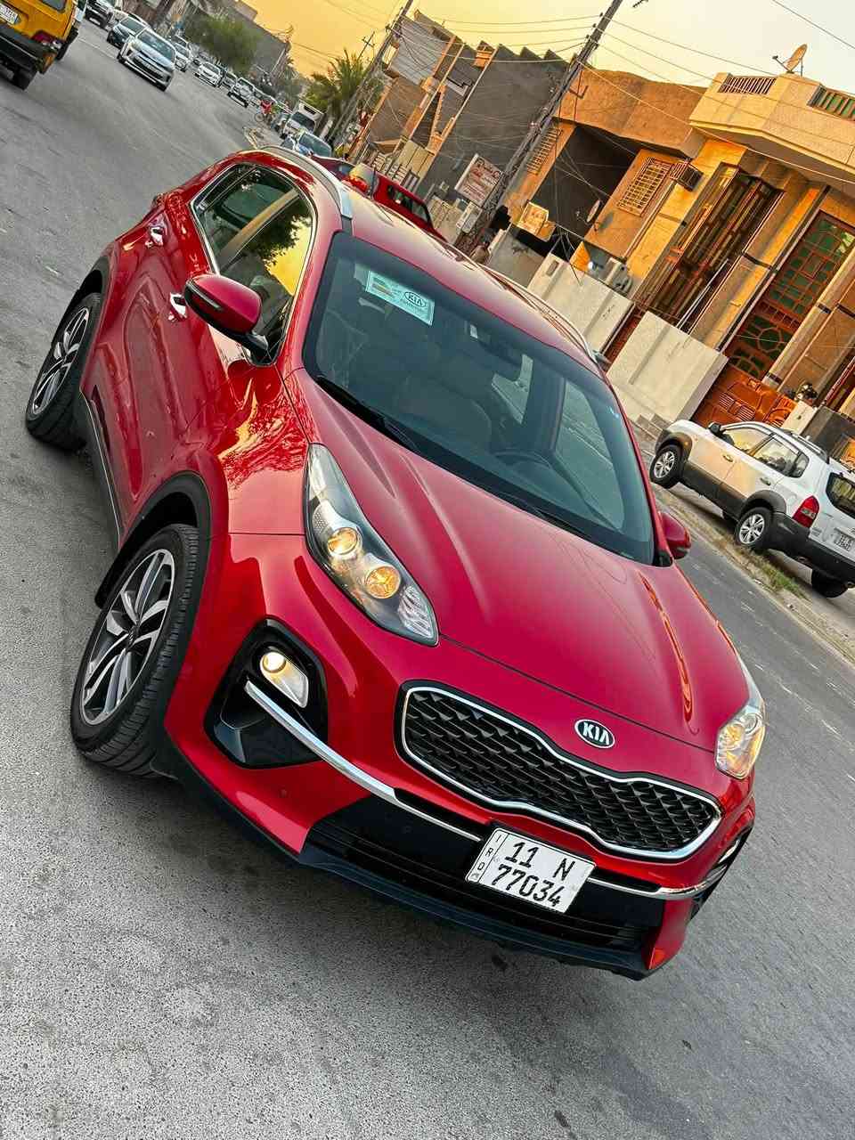 سبورتج 2020 خليجي
شركه الدوليه (( اخت الزيرو )) 

 مكفولة كفاله عامه 
السياره كلها على وضع الشركه 
جديده بمعنى الكلمة ترايه زيرو 
تجي وتشوف بعينك جديده 

رقم بغداد بأسمي  تحويل ثاني يوم
هزة ورقم وسنوية كلهن جدد

🔰 مواصفات 

اريل نفكيشن
كشنات جلد بلادي.
كشنات ثنين كهرباء
داخل لونين صحراوي واسود.
حساس امامي وخلفي.
تحكمات ستيرن 
كشافات اماميه 
برده خلفيه 
اشاير مري 
مري شفط
خمسه ويل كب .
قطعتين تبريد
تحكم ستيرن.
شاشه قرائه الاعطال
3 انضمة قيادة 
وبعد بيه هواي مواصفات

السيارة جاهزة من كل النواحي
محرك 2000 دوش المرغوب
كير ومحرك مكفولات 

السعر 187 وبيه مجال

📍 العنوان : بغداد - الدورة

☎️ للأستفسار ***********
