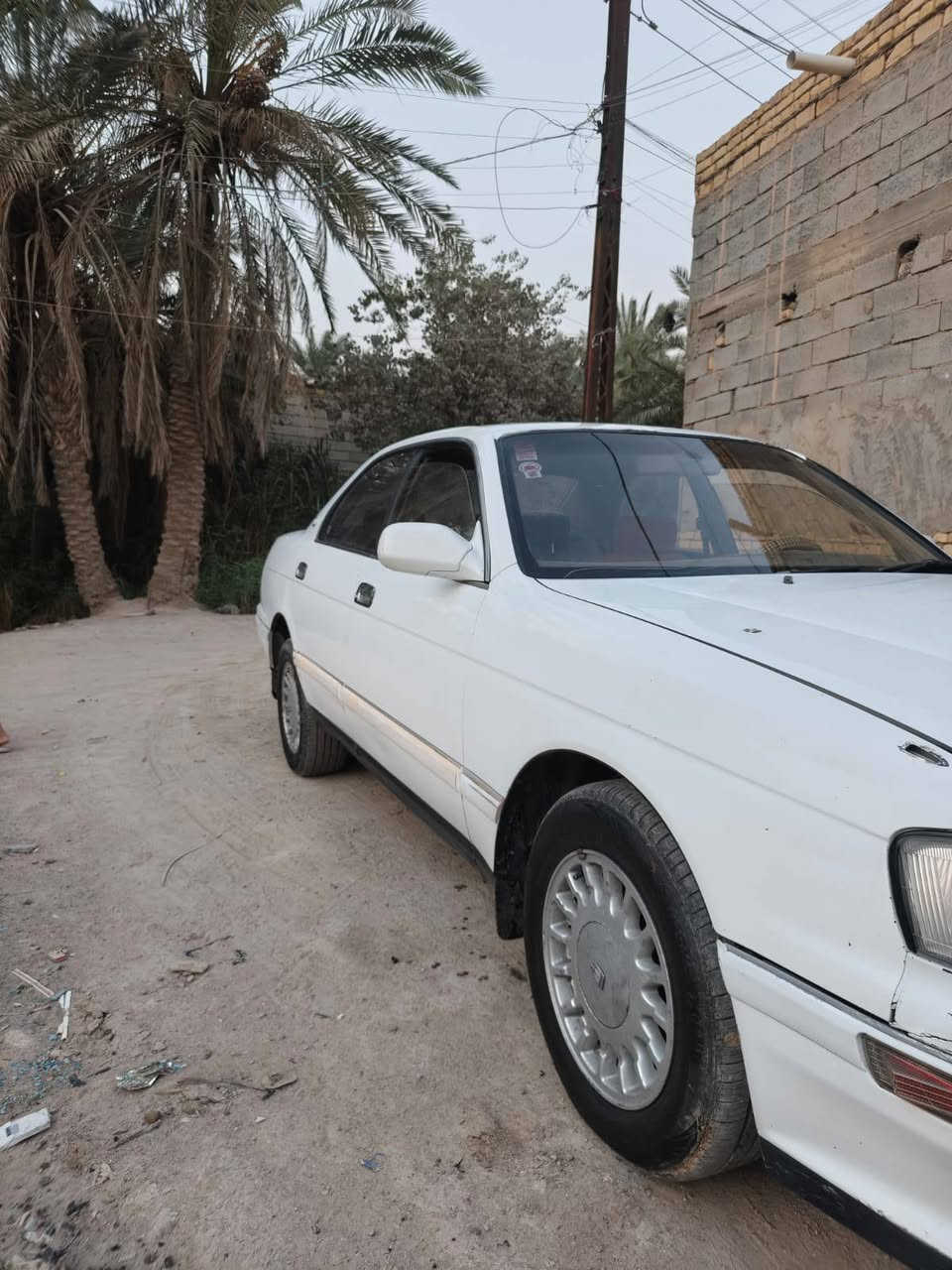 سلام عليكم سياره بطه موديل 95نضيفه او اي نقص مابيه رقم نجف تخم تاير حداديه  امداور شرط لا نقل جثه ولاگصه ولا مصبوغه كله وضع الشركه تبريد ثلج
.
***********
