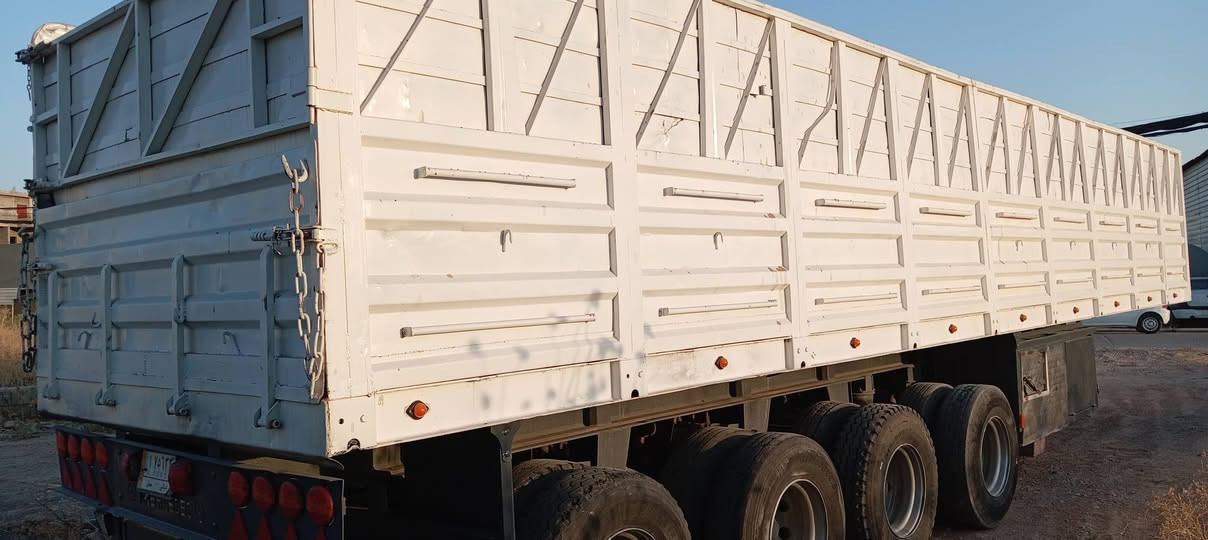 للبيع عربانه تفصال جرف  دنكير ١٤ اربعه محاور تأيرات ربع عمر غير متواجد عله الفيس ***********
