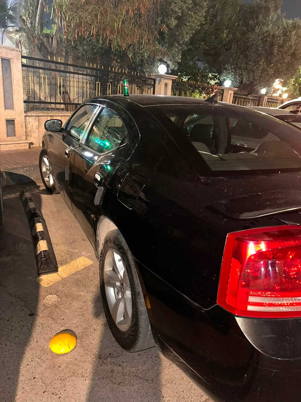 إسلام عليكم 

دوج جارجر أمريكي

 سياره 6 اسلندر 

محرك 3500

موديل 2007

تبريد ثلج 🧊 

البيع نقد 
 الموصل جانب الأيسر 
***********
