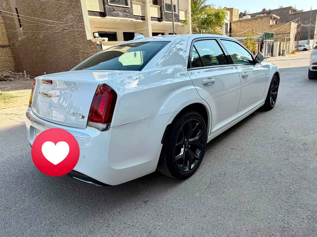 كلايسلر s300
موديل ٢٠٢٣ لامعليه ولا شي اصل ٢٠٢٣

*وارد امريكي حادث جدا خفيف

بدون ايرباك 

* عداد المسافات ٥٥ الف بعدهه على مشي امريكا 

* ⁠رادار امامي

* ⁠حساس امامي خلفي 

* ⁠كامرة

* ⁠مقاعد تدفئة وتبريد

* ⁠تدفئة مقود

* ⁠بانوراما

* ⁠مستشعر وقوف

* ⁠مراقبة النقاط العمياء 

* ⁠تشغيل عن بعد 

* ⁠مصابيح زينون الامامية

وعدة مواصفات اخرى

* ⁠رقم بغداد  مميز بسمي 

السعر 325 وبيها مجال 

مكان السيارة بغداد  

‏‪***********‬‏
