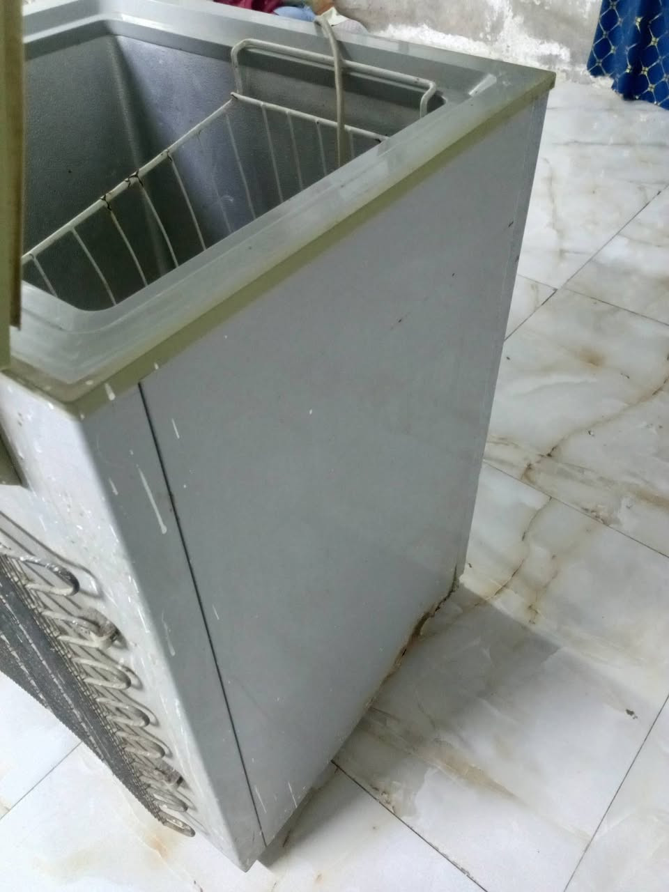 سلام عليكم مجمده لبيع سعر 60وبيه مجال 

***********
