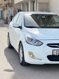 اكسنت • ٢٠١١ • محرك 1600