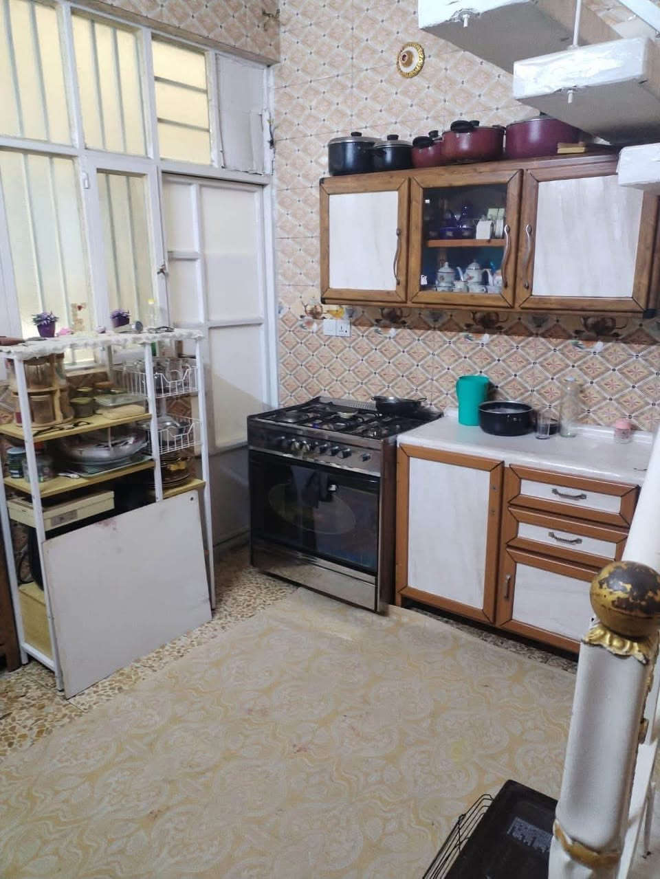 دار للبيع . المساحه 75متر
( طابو ملك صرف سكني) 

يحتوي على 
استقبال ومطبخ 
غرفة نوم 
وصحيات متكامله 

  📍📍الموقع في منطقة الانتصار بغداد
طريق الشعب الحسينية الراشدية 
للاستفسار ***********
