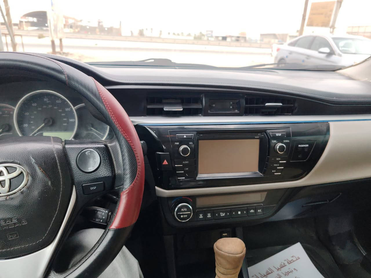 كورلا 2015 وارد امريكي حادثها بالمقدمه محرك 1800 للبيع تجي تفحص وين ماتريد السعر 95 للأستفسار ***********
