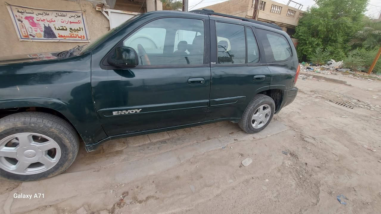 جمسي انفوي • ٢٠٠٥ • اخضر مصبوغه