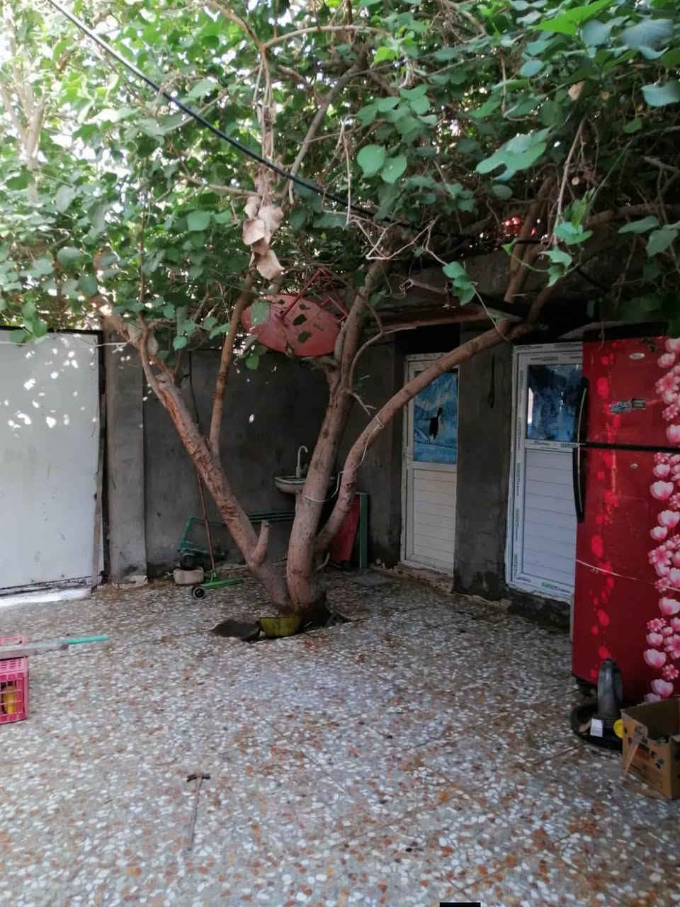 دار للبيع بحي مهندسين
دار  للبيع 150م ( طابو صرف)
حي المهندسين شارع 12 قرب المدرسه الصينيه نهايه 
المهندسين 

السعر 125 فقط 

يحتوي البيت اربع غرف نوم (4*5)+(استقبال كبير 4*8)مجموعة صحيات خارجية *صالة كبيرة صالة واستقبال ومطبخ ومكشوفة

للأستفسار واتساب أو الاتصال بالارقام التاليه 

***********
***********
