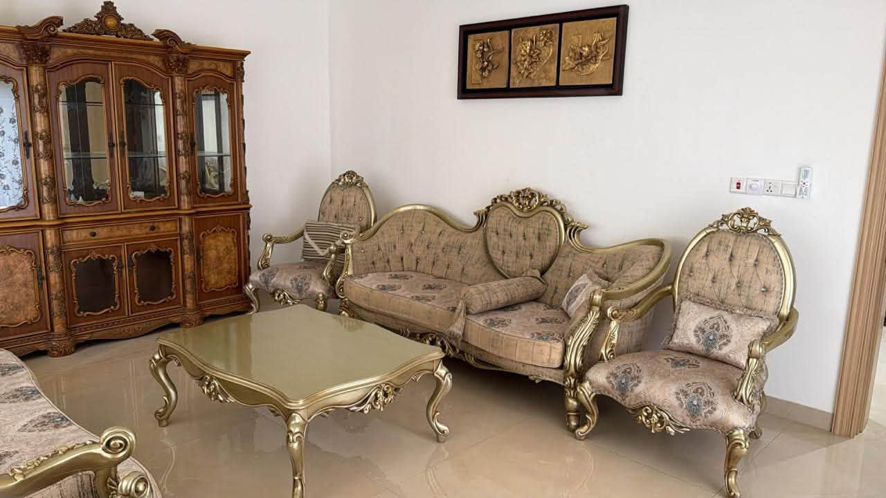 متوفره في المكاسب وره البياع للحجز *********** / *********** فول نظافه
