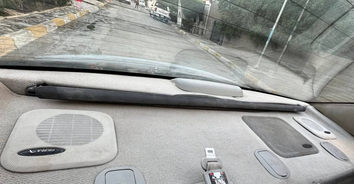 سلام عليكم ازيرا موديل ٧ صبق حزام للبيع رقم بغداد بسمي مكان محافظة ميسان ***********سعر ٨٥
